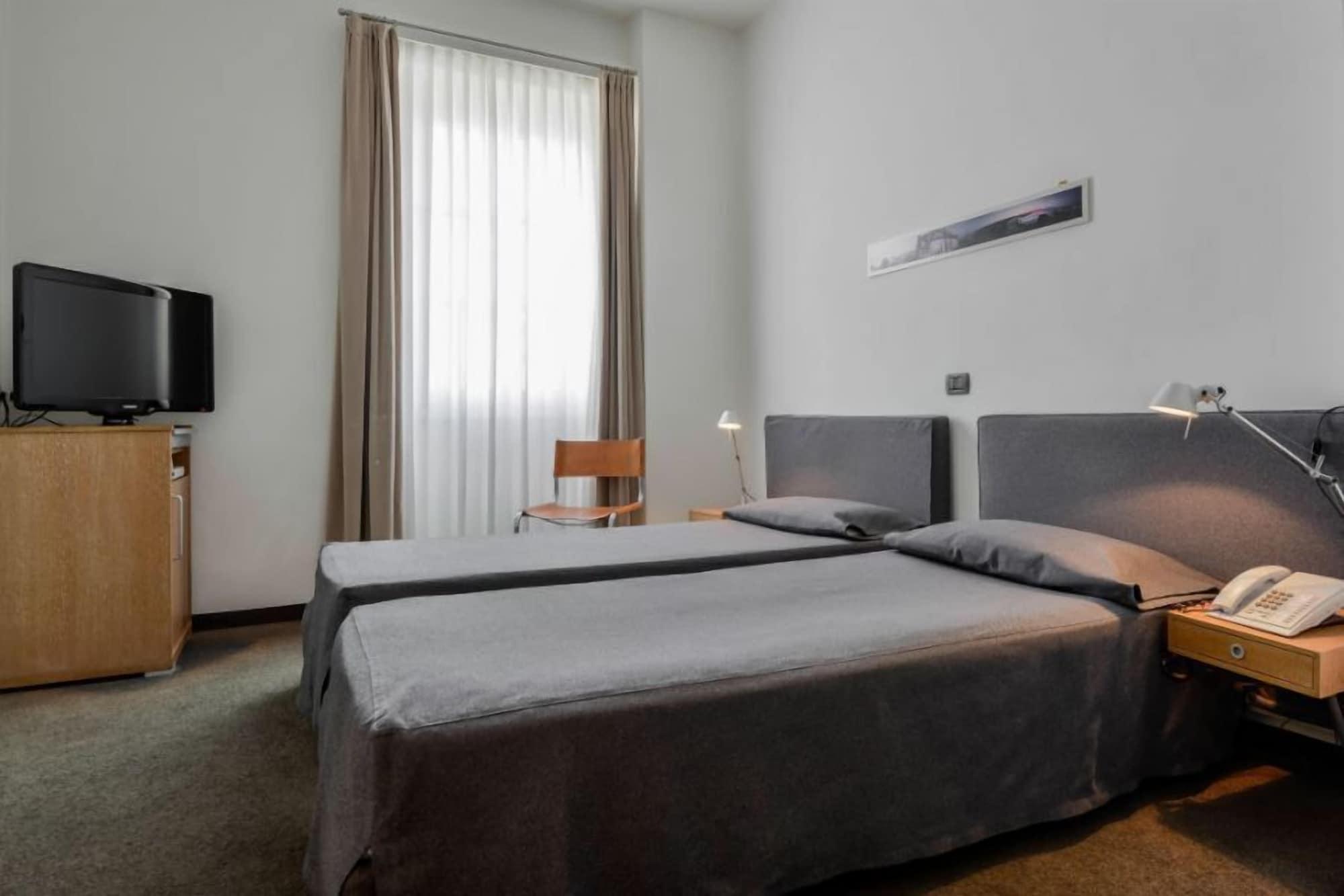Albergo Alla Posta Trieste Exterior foto