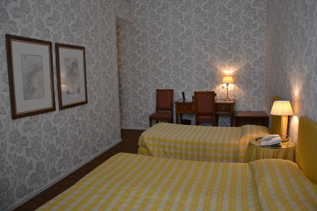 Albergo Alla Posta Trieste Exterior foto
