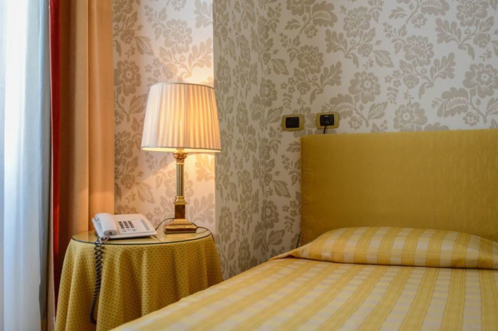 Albergo Alla Posta Trieste Exterior foto