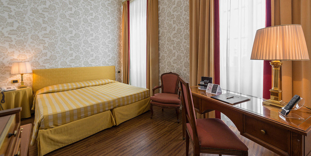 Albergo Alla Posta Trieste Exterior foto